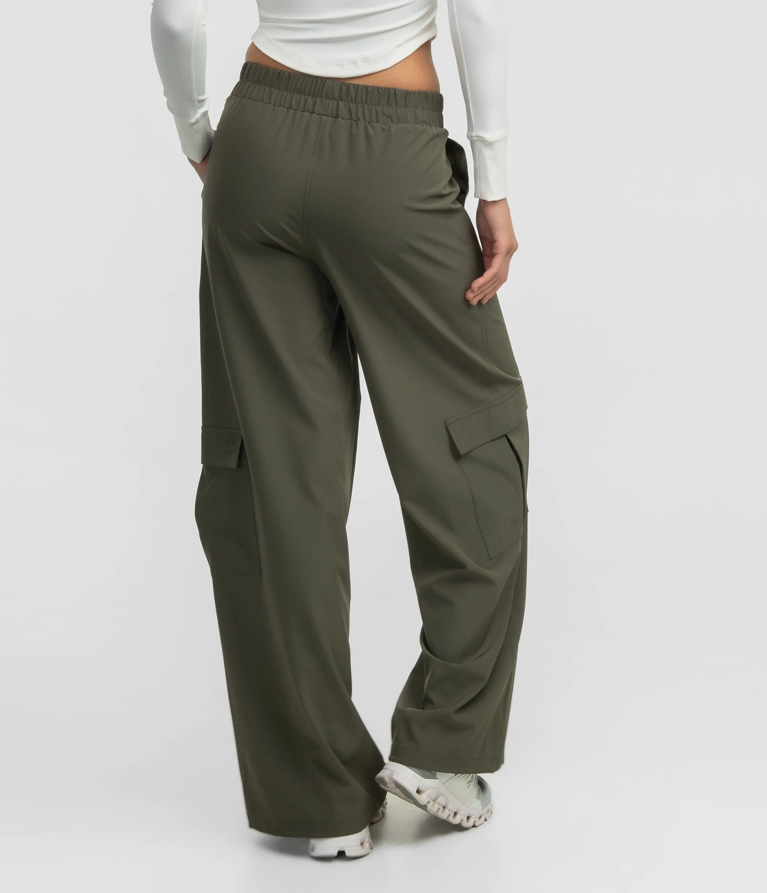 Adjustable Hybrid Cargo Pants - Cedar