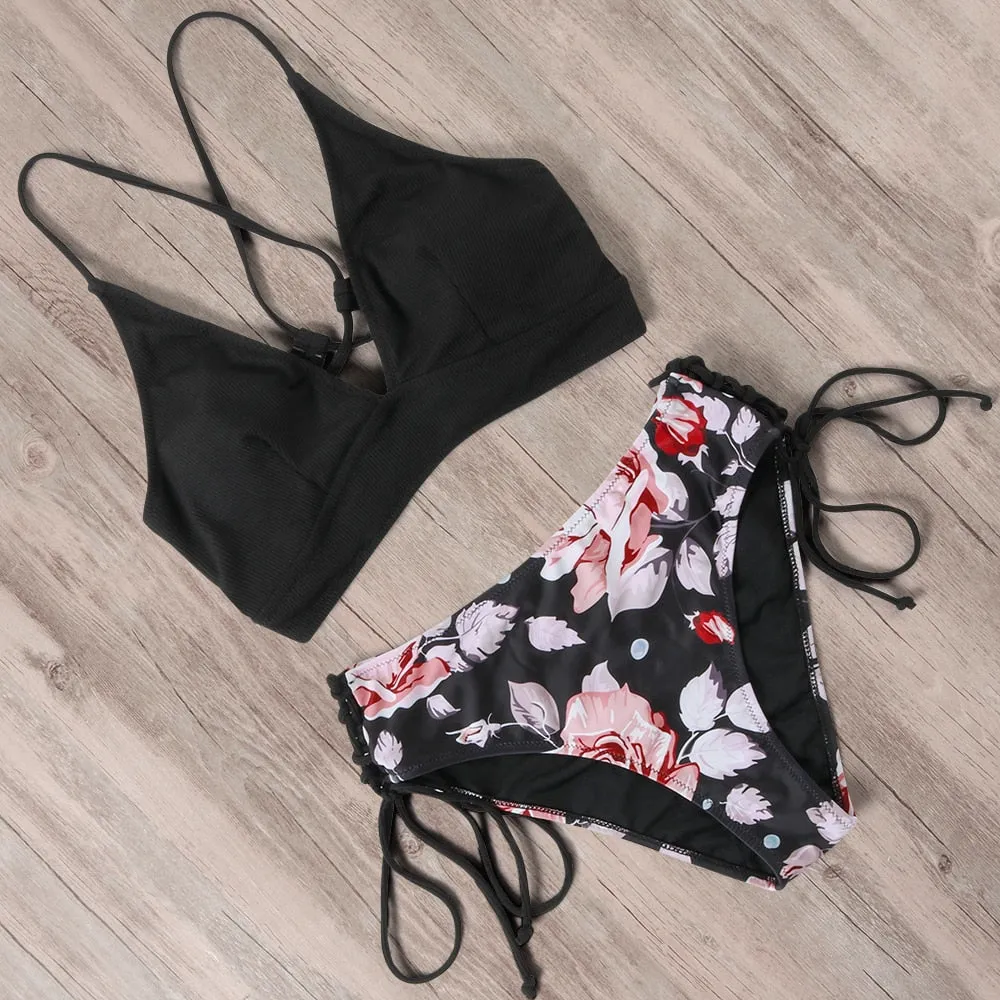 Women's Push-up Lace-up Backless Bikini Set in Multiple Prints